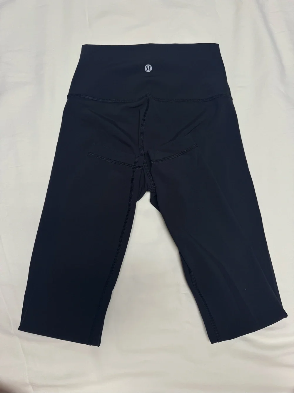 Lululemon Women’s black high rise leggings
